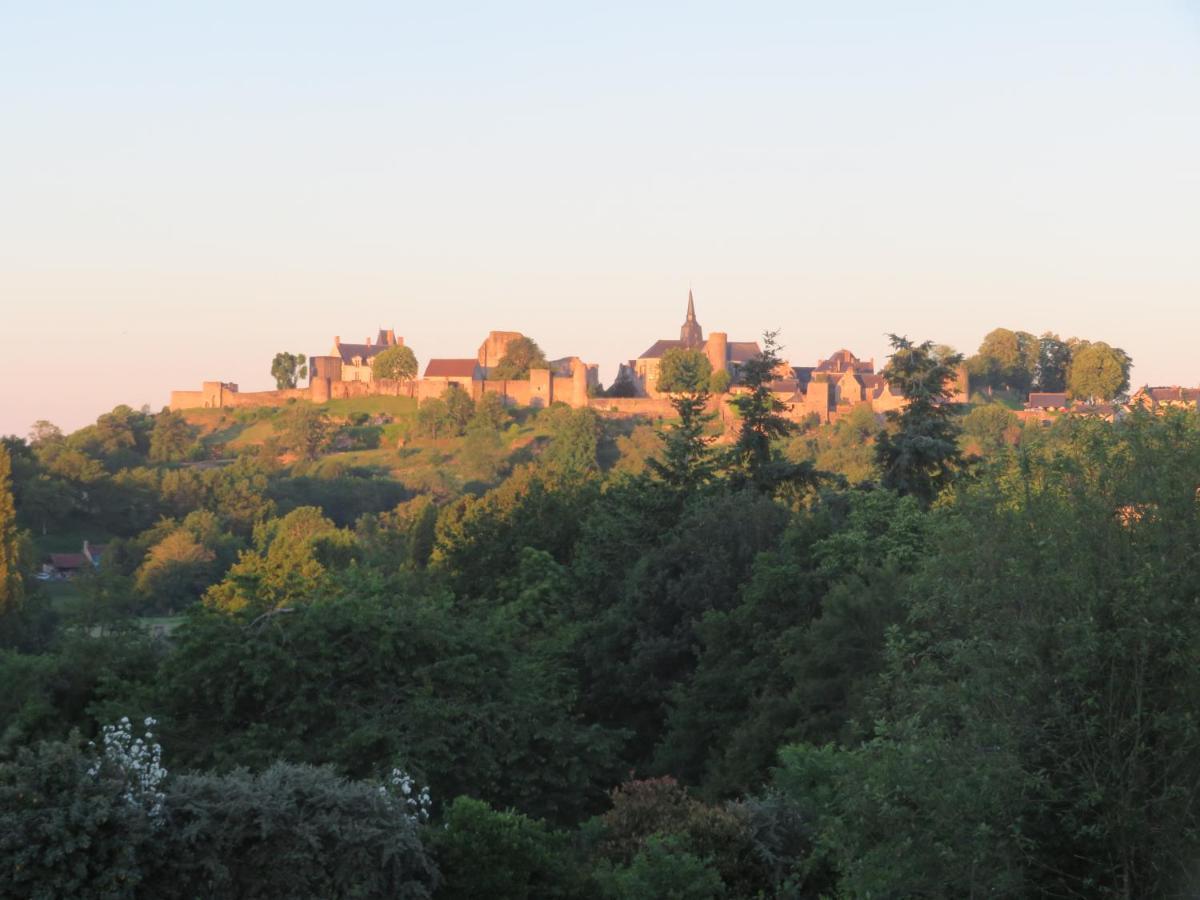 Ecrin De Verdure Sainte-Suzanne  外观 照片