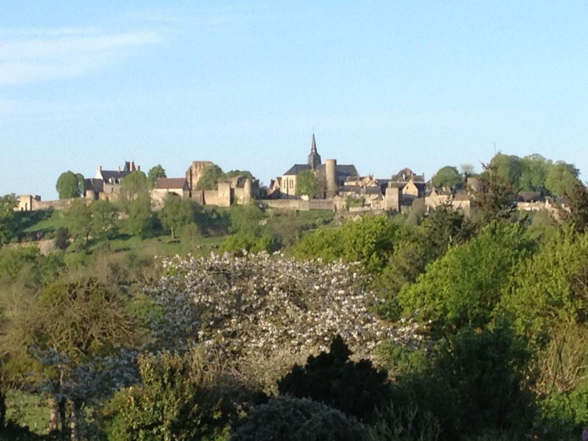 Ecrin De Verdure Sainte-Suzanne  外观 照片